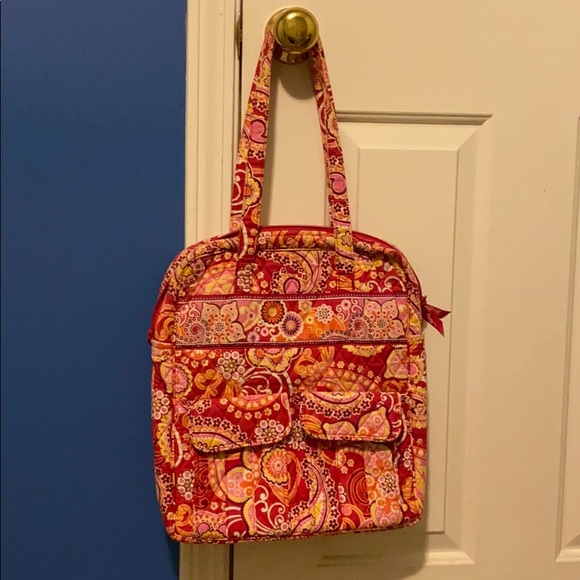 Vera Bradley Tote! Raspberry Fizz Pattern - Picture 2 of 8